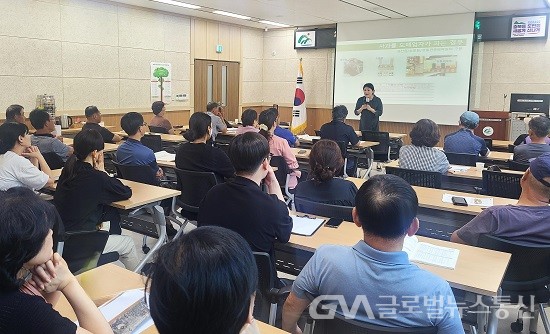 (사진제공:충북도) 충북농기원, 농가 소득 증대 위한 경영 교육 실시