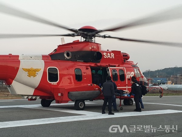 (사진제공: 경기도청) 경기북부 ‘의사탑승 소방헬기(119Heli-EMS)’ 지난해 중증응급환자 18명 살렸다