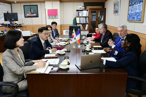 (사진제공안산시) 안산시, 佛 파리 동부행정구역 대표단 영접