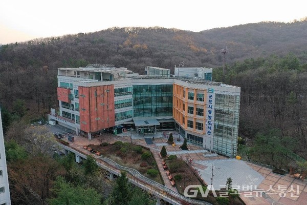 (사진제공:군포시)군포시 중앙도서관, 인간가치 탐구 상반기 인문학 강좌 운영