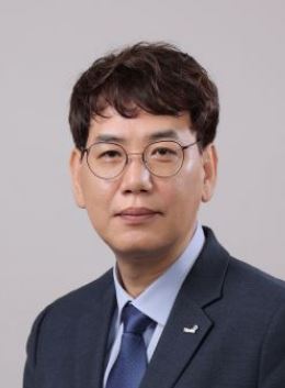 (사진제공: 휴비스 전주공장 ) 김석현(54) 12월1일 신임 대표 선임