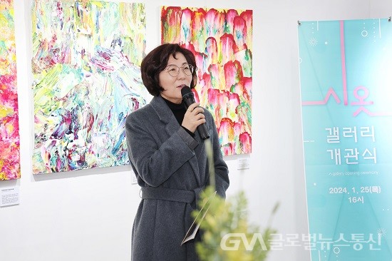 (사진제공:안성시) 김보라 안성시장, 공도읍 작은미술관 개관식 참석
