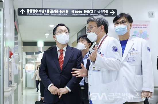 (사진제공:대전시) 이장우 대전시장, 상급종합병원 비상진료 현장점검 실시
