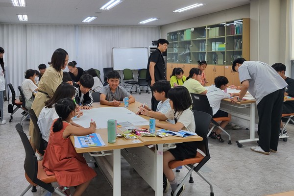 (사진제공안산시) 안산시, 아동이 직접 놀이터 정책 제안… 아동참여위원회 2차 회의 열려