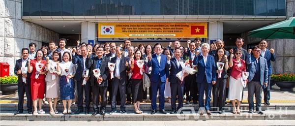 (사진제공:영도구) 베트남 빈증성 벤캇시 우호대표단