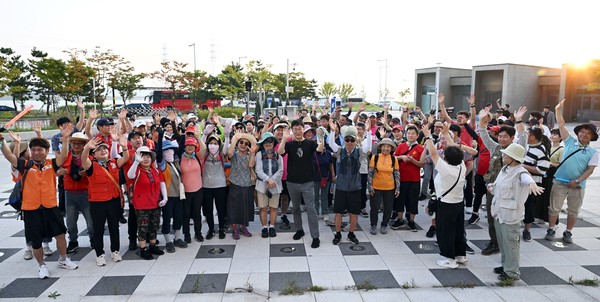 (사진제공안산시) 이민근 시장 “시화호의 발전을 위해 시민들의 관심이 필요”